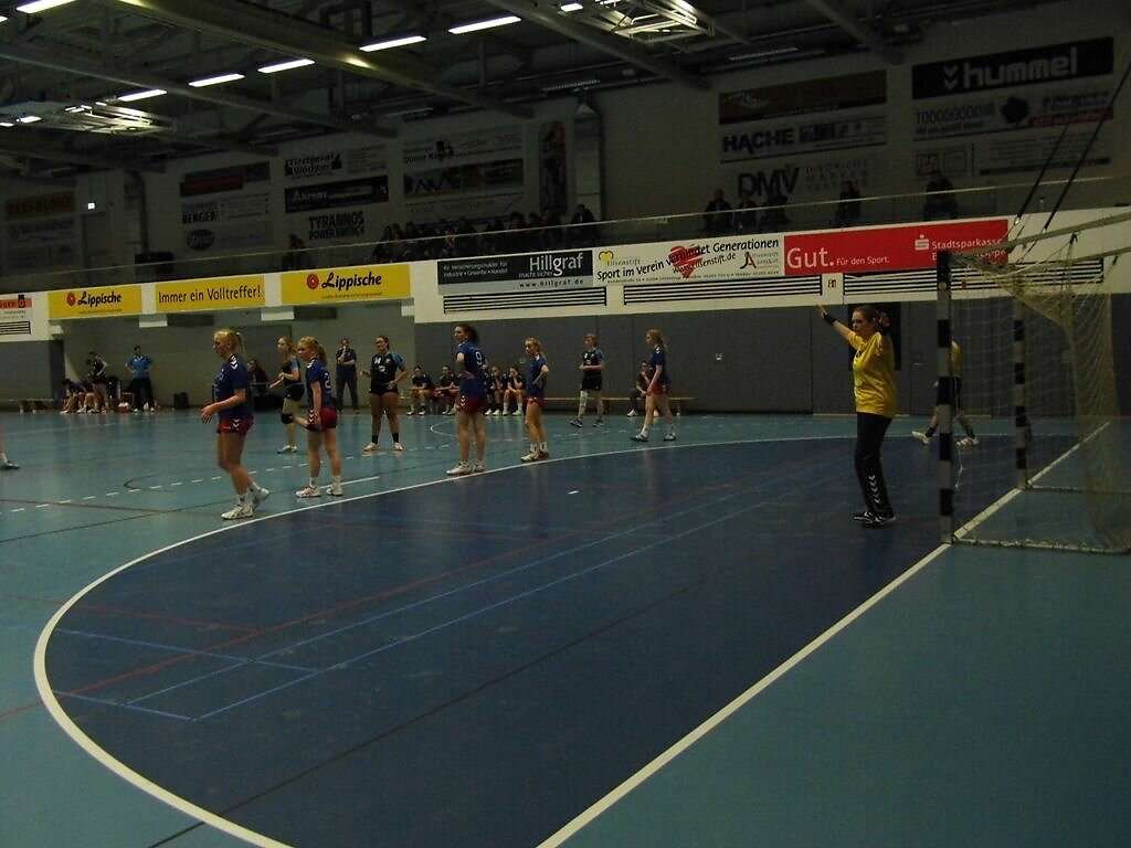 wB2  HSG Blomberg-Lippe 2   -  Handball Bad Salzuflen