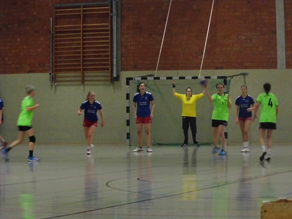 wB2  SG Handball Detmold  -  HSG Blomberg-Lippe 2