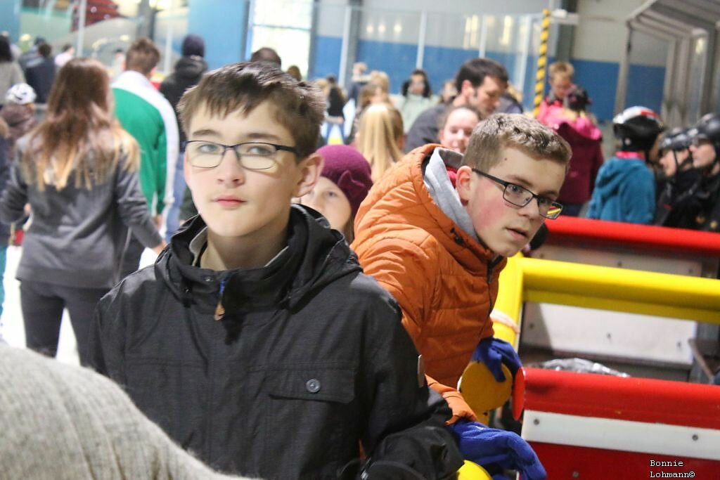 Ausflug HSG-Jugend zur Eisbahn Herford