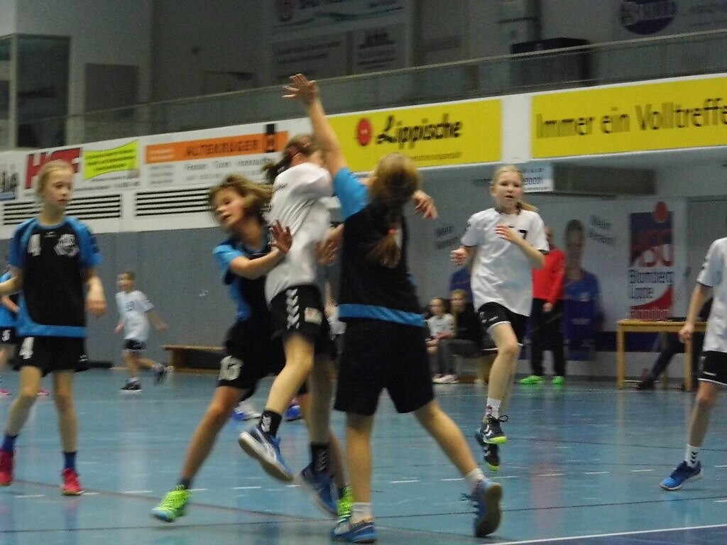 wE2  HSG Blomberg-Lippe 2  -  Handball Bad Salzuflen
